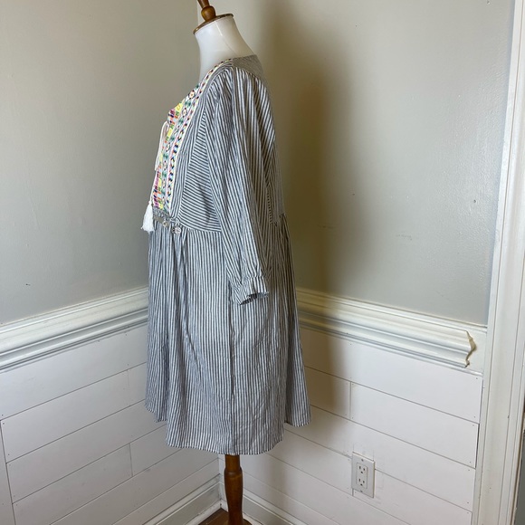Velzera Striped Embroidered Dress 1XL FREE SHIP - Picture 4 of 5
